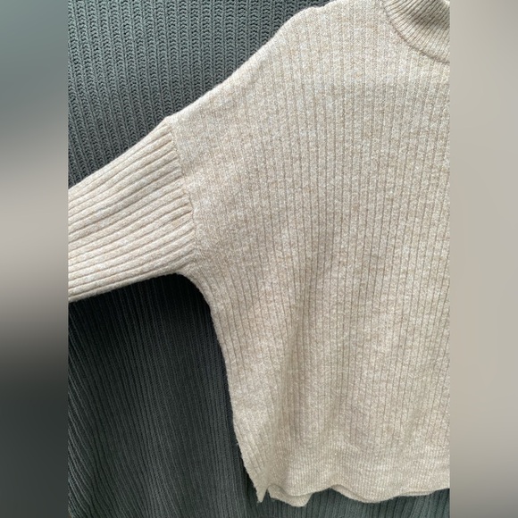 H&M Crew Neck Sweater - Picture 3 of 5